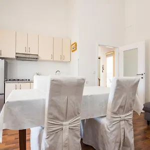 Medanic Apartment